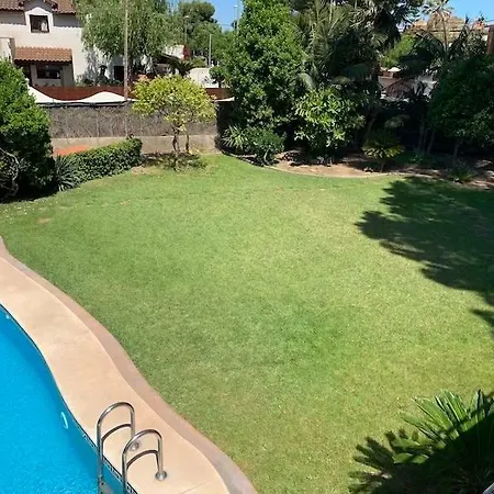 Beach House With Private Pool Castelldefels