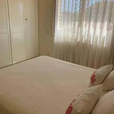 Beach House With Private Pool Castelldefels